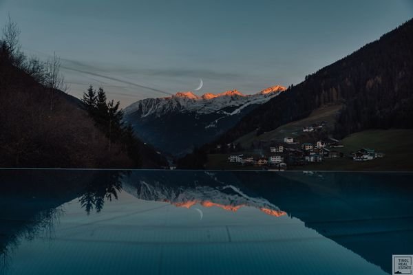 Infinity Pool