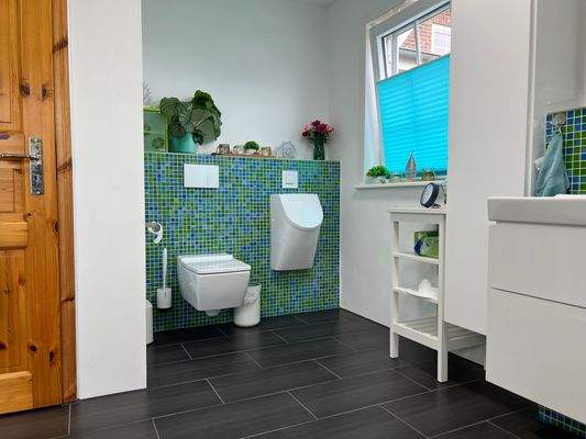 Badezimmer EG - Eigentümerhaus