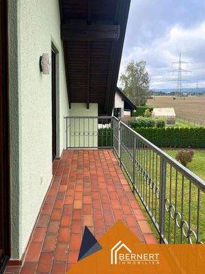 Balkon / Kinderzimmer