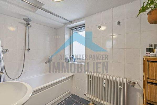 Badezimmer Wohnung links