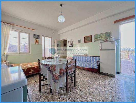 a7044d11cd8d4af2b54dad66d376de35-original