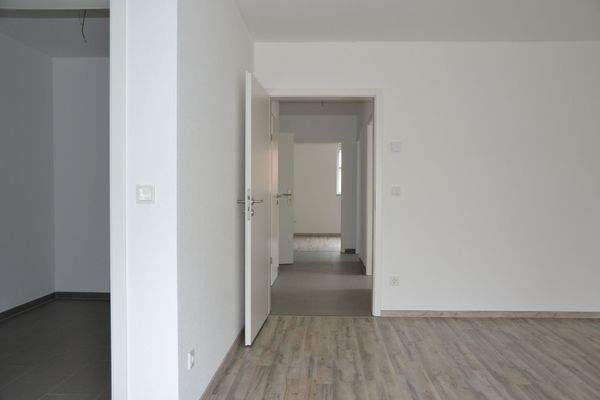 Wohnzimmer - Flur.JPG