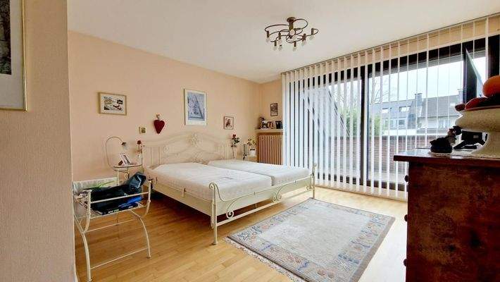 Schlafzimmer I (1. OG)