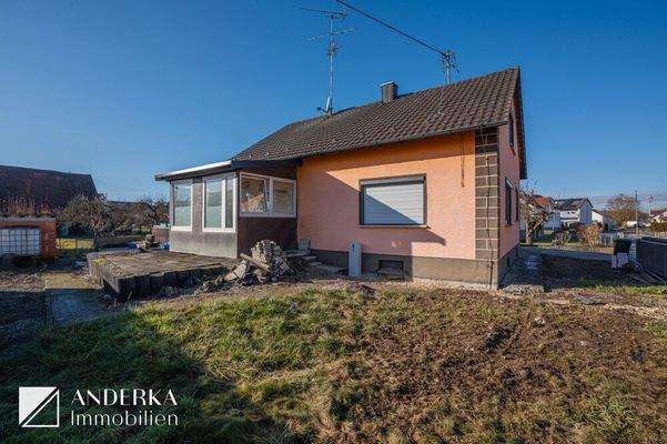 Rückansicht & Garten