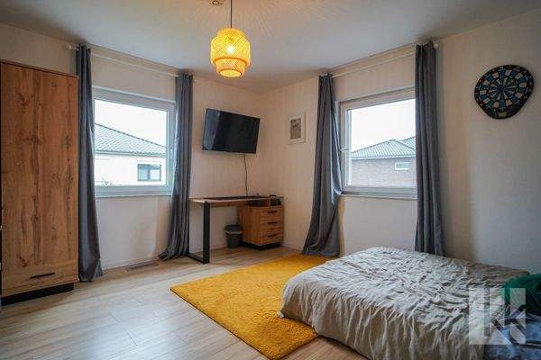 Außerdem im Obergeschoss: ...