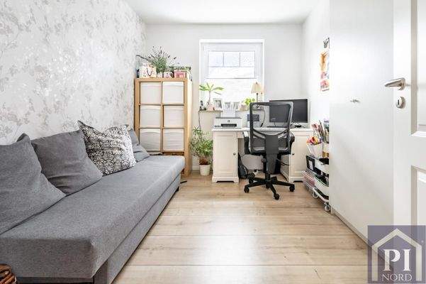 Arbeitszimmer/Gästezimmer im Erdgeschoss