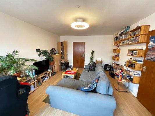 OG Wohnung 2 Wohnzimmer