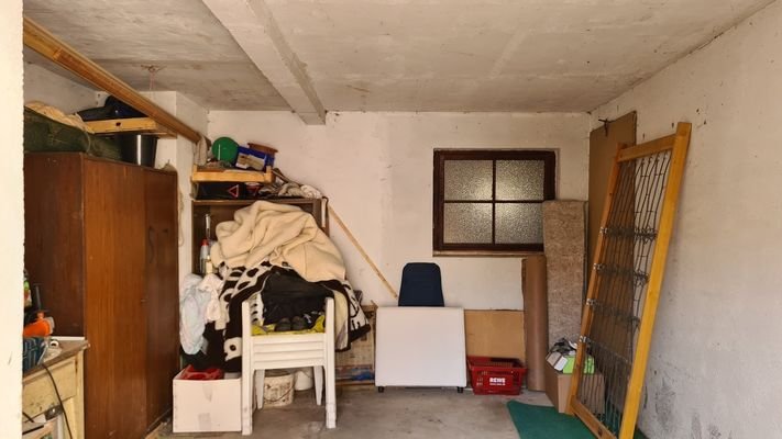 Garage 2