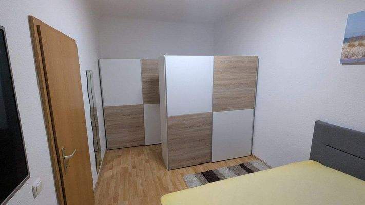 Schlafzimmer möbliert