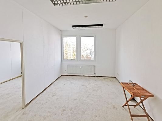 Zimmer 1 mit Verbindungstüre