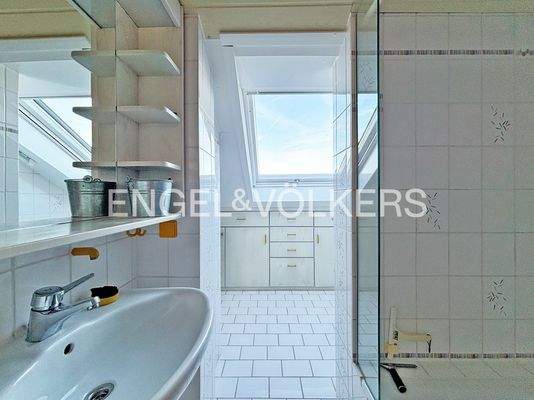 Duschbad Dachgeschoss