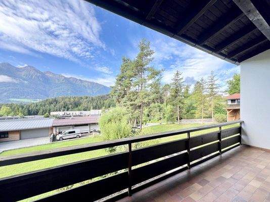 Balkon nach Südwesten ausgerichtet