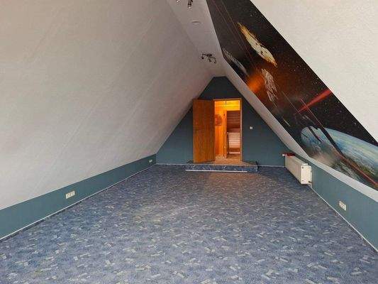 Wohnraum im Spitzboden