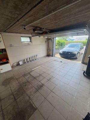 Garage..jpg
