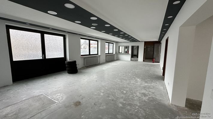 Halle EG