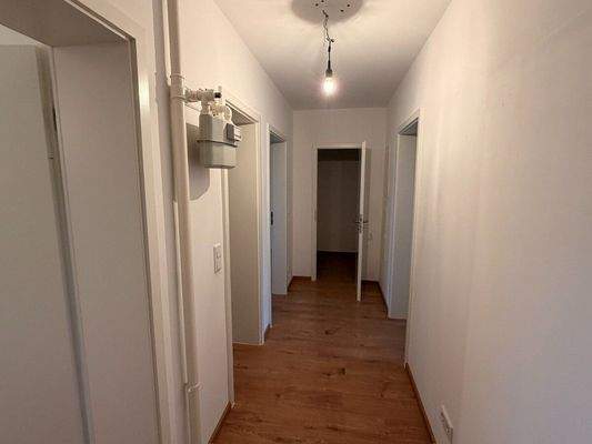 Zentraler Flurbereich der Wohnung