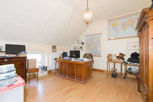 Schlafzimmer 2 o. Büro