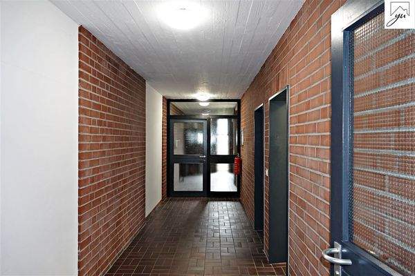 vorderer Flurbereich