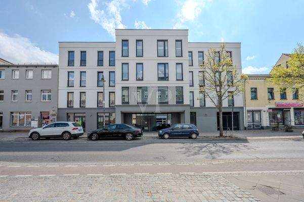 Straßenansicht Gebäude