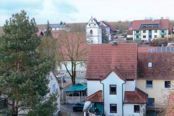 Blick zur Kirche