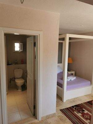 Schlafzimmer mit Bad