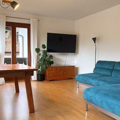 Wohnzimmer und Balkon OG_1