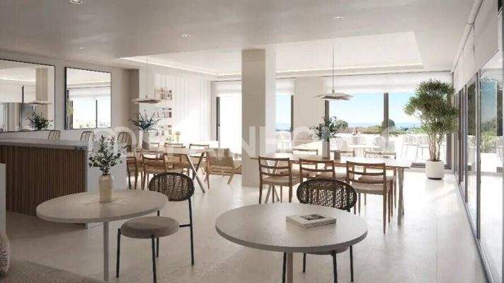 Elegant Apartments with a Communal Pool in Estepona Málaga