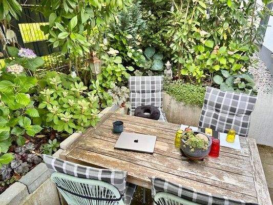 Essplatz im Grünen!