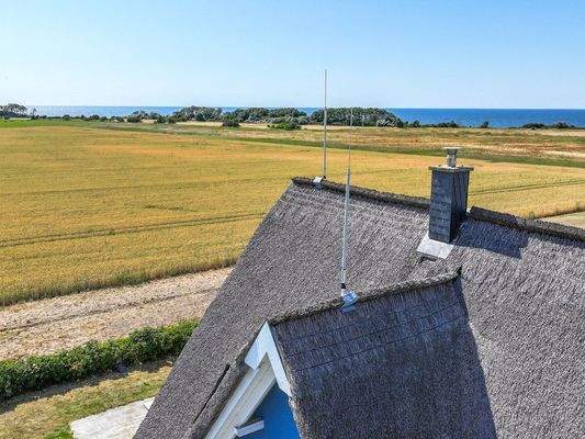 Unverbaubare Lage am Feldrand