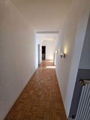 Flur (1)