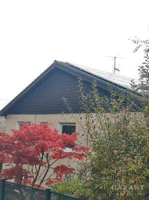 Haus mit PV-Anlage