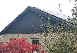 Haus mit PV-Anlage