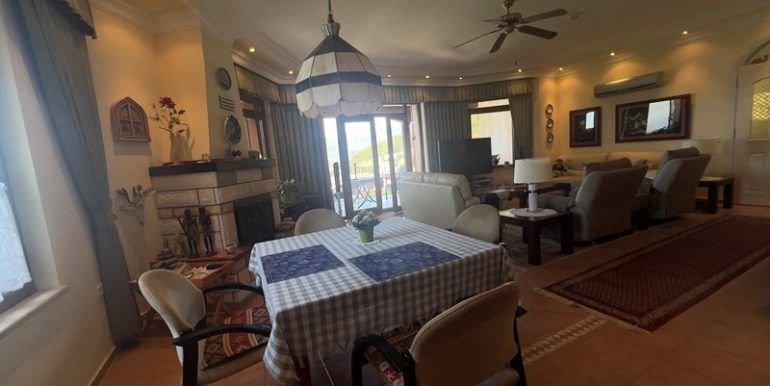 alanyaimmobilienturkei-grosse-privatvilla-in-alany