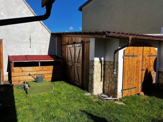 Nebengebäude im Innenhof