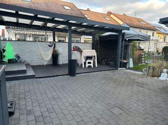 überdachte Terrasse