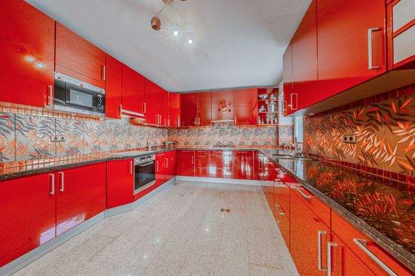 DI - Forbes Global Properties