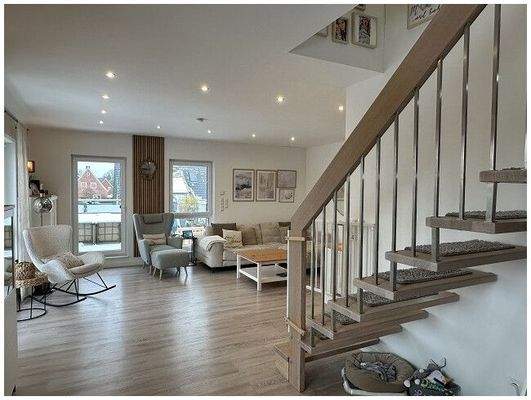 Blick in Wohnbereich OG