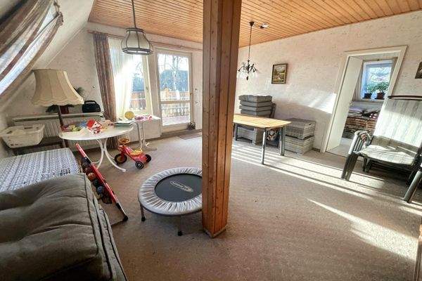 Wohnzimmer im Dachgeschoss