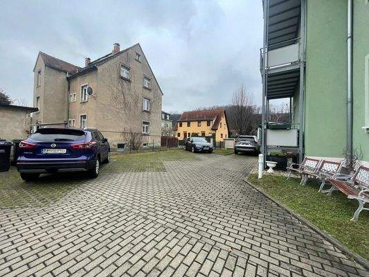 Stellplätze im Innenhof