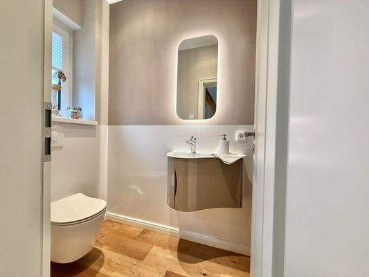 Gäste-WC im Erdgeschoss