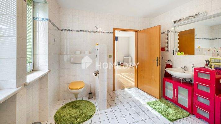 1. OG Badezimmer 2 2