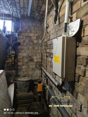 Hausanschlüsse - Gas, Strom, Wasser