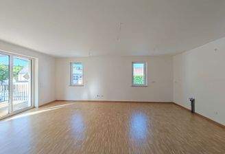 Wohnraum mit offener Küche