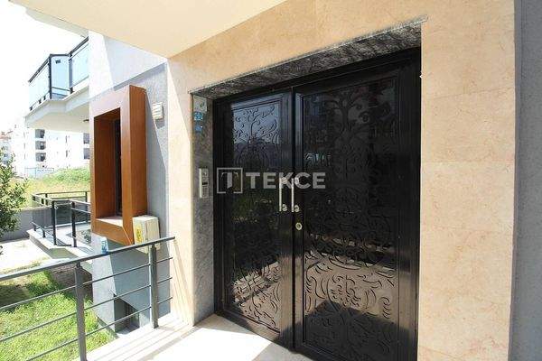 Real Estate Close to the Beach and All Amenities in Yalova