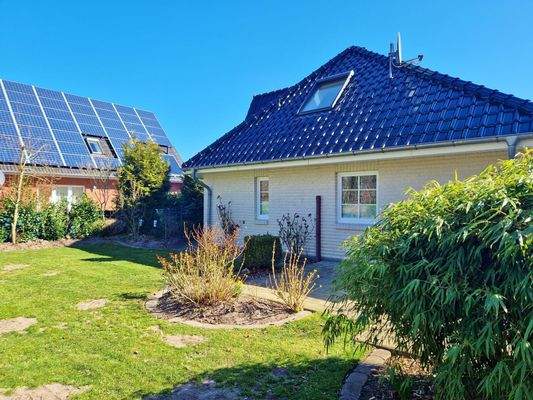 Garten mit zweiter Terrasse in Westausrichtung