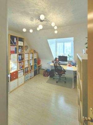 Kinder-, Gäste-, ArbeitsZi..jpg