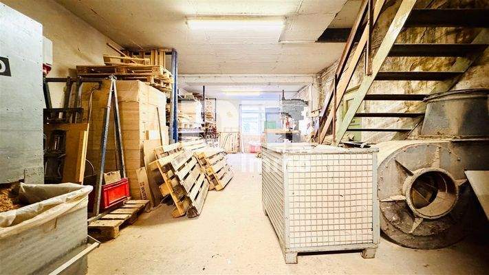 Gebäude 3 OG Lager 4