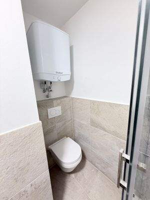 WhatsApp Image 2025-11-03 at 17.32.06 (1)