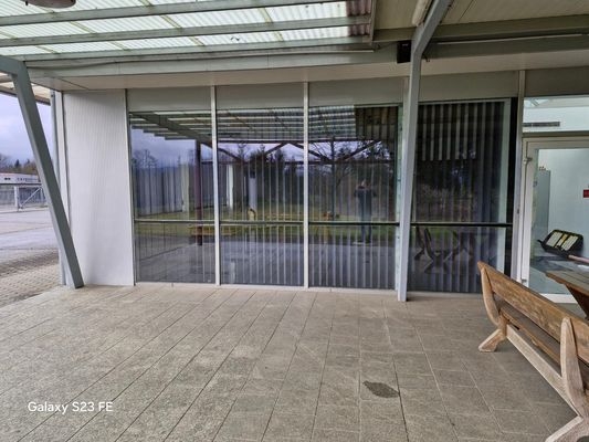 Eingangsbereich-Terrasse