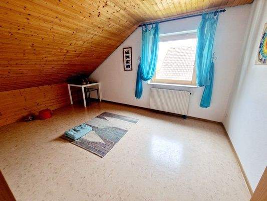 Arbeitszimmer DG (3)